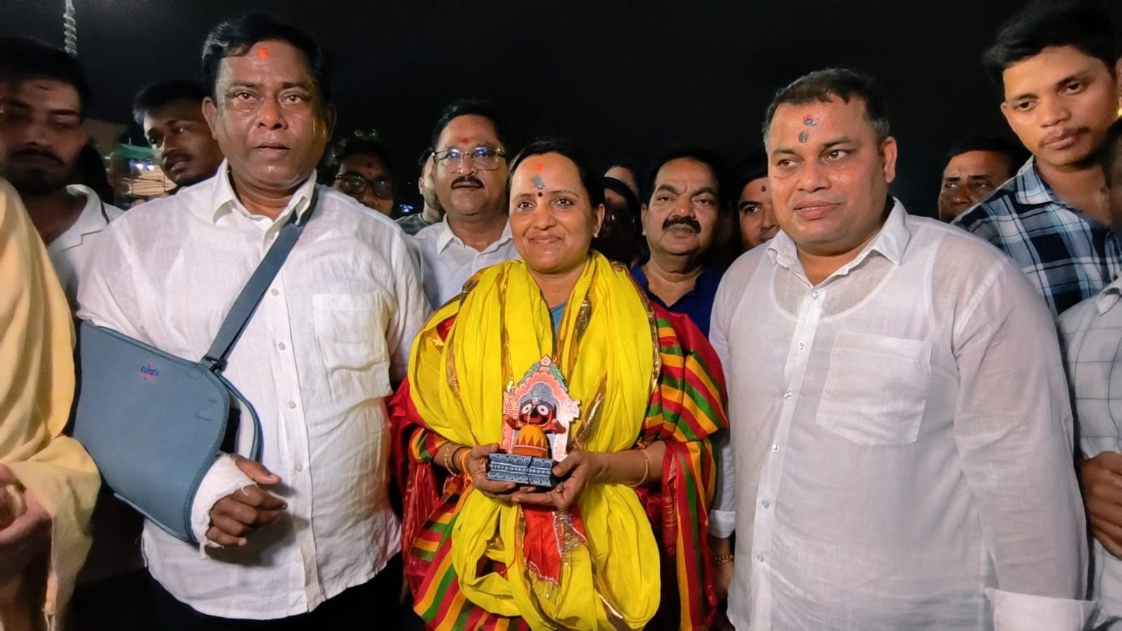 BJD Leader Sujata Raut Visits Jagannath Temple After Joining Party, Says 'Temple Has No Place for Politics'